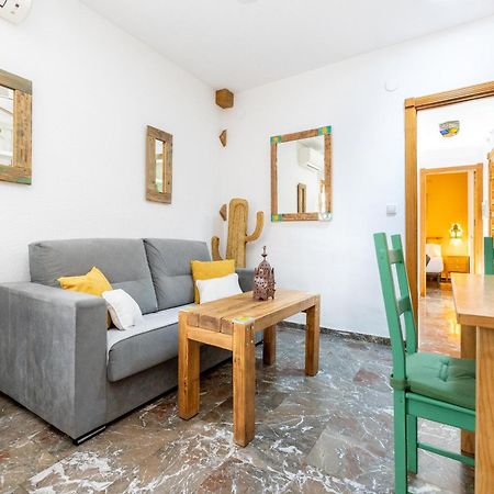 Frente A La Alhambra Apartment Гранада Екстериор снимка